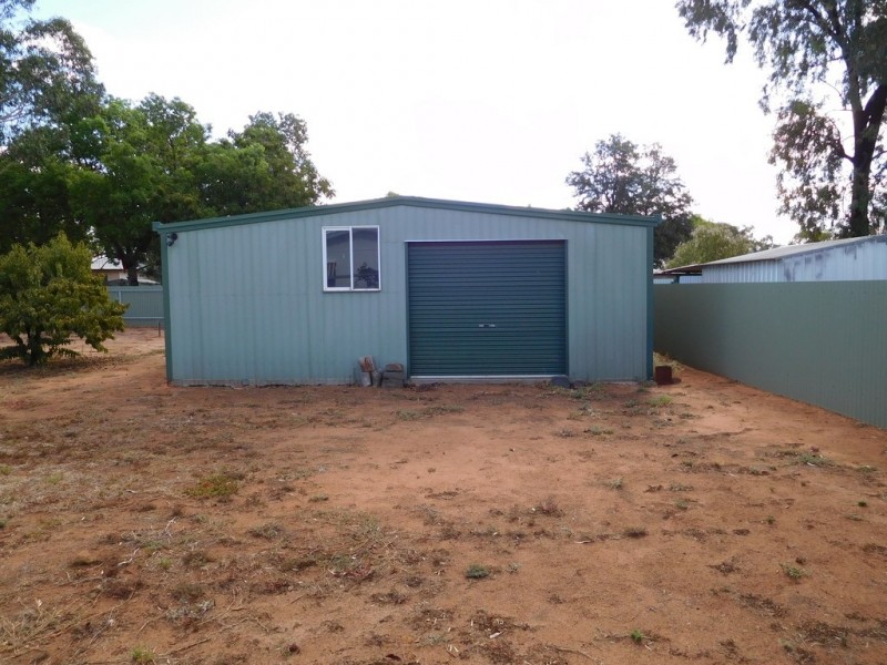 47 Burns Street, Hillston NSW 2675