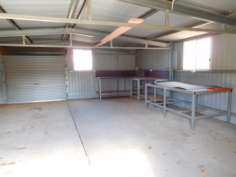 47 Burns Street, Hillston NSW 2675