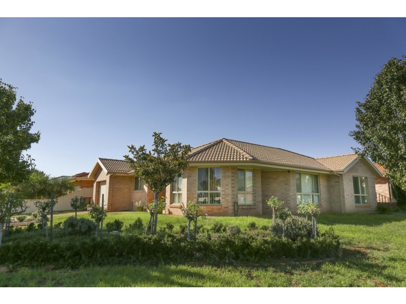 54 Nelson Drive, Griffith NSW 2680