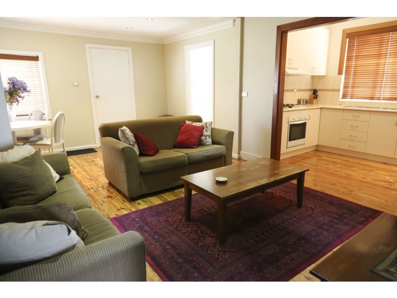 37 Noorilla Street, Griffith NSW 2680