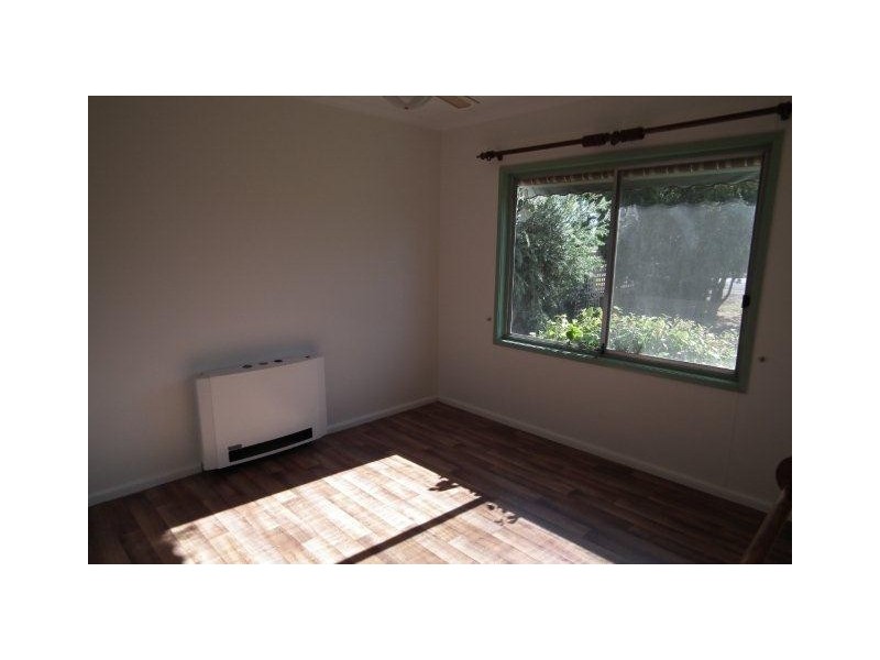 14 Henry Street, Yenda NSW 2681