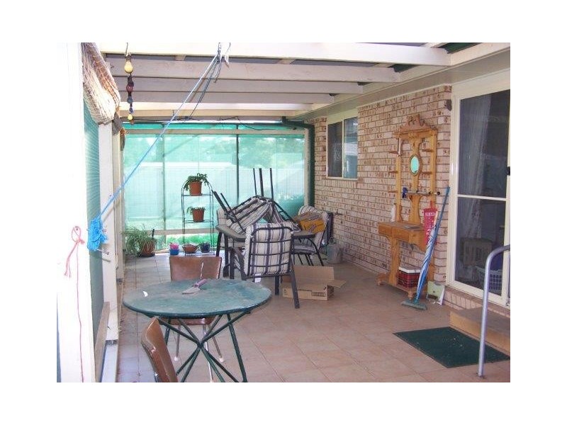 2 Curlew Cres, Coleambally NSW 2707