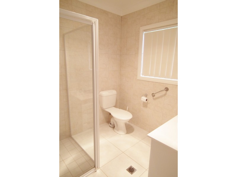 3B Hopbush Drive, Griffith NSW 2680