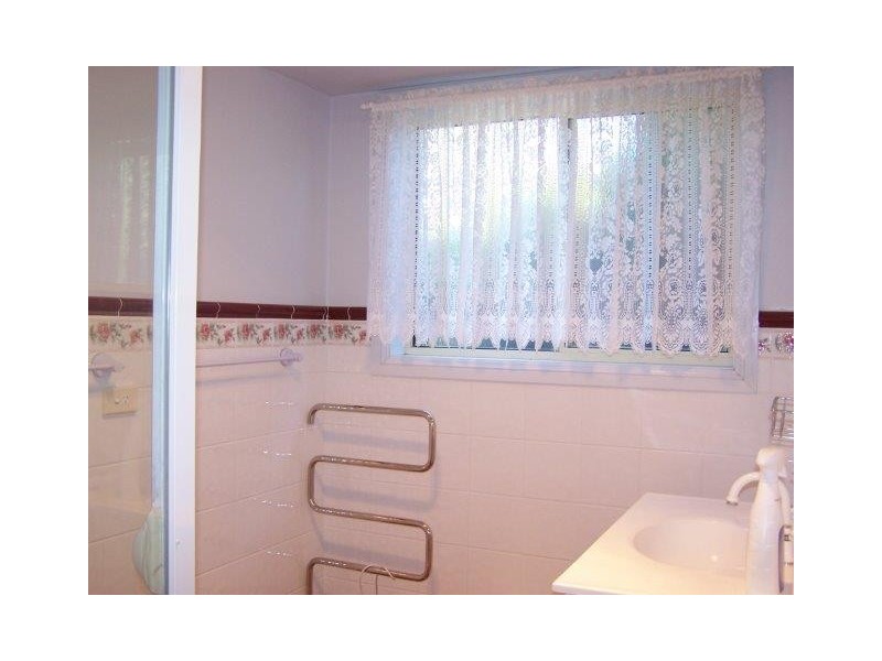 2 Curlew Cres, Coleambally NSW 2707