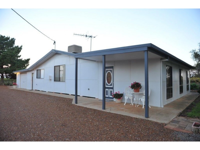 Farm 20 Whiting Road, Hanwood NSW 2680