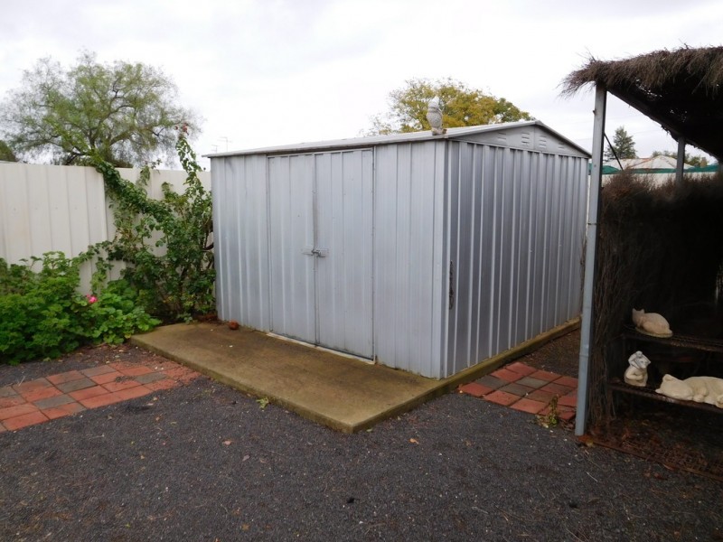39 Grattan Street, Hillston NSW 2675