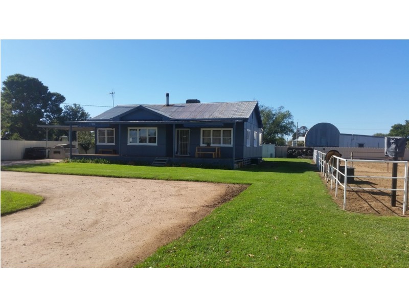 76 Conapaira Street, Whitton NSW 2705