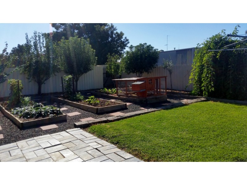 76 Conapaira Street, Whitton NSW 2705