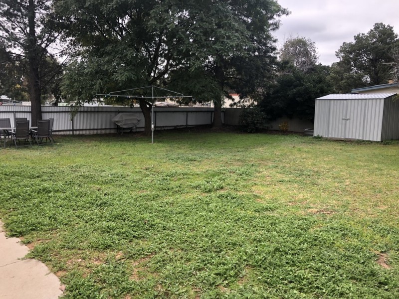 13 BLUEBONNET CRESCENT, Coleambally NSW 2707