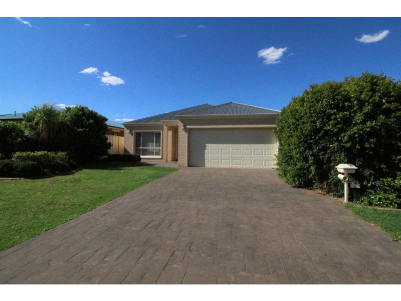 4 Gras Street, Griffith NSW 2680