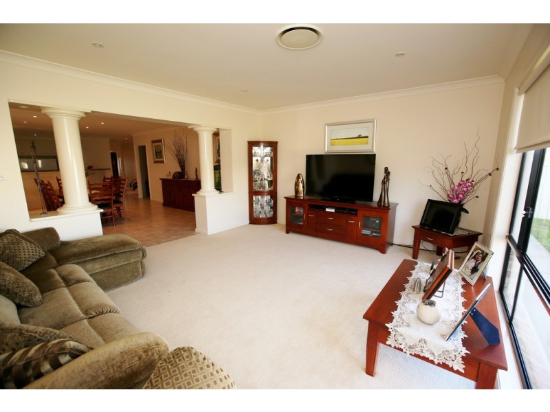 48 Leonard Road, Hanwood NSW 2680