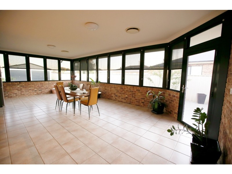 48 Leonard Road, Hanwood NSW 2680