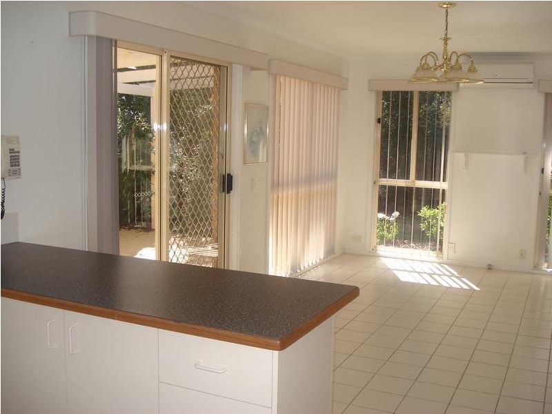 6 Roslyn Way, Whittlesea VIC 3757