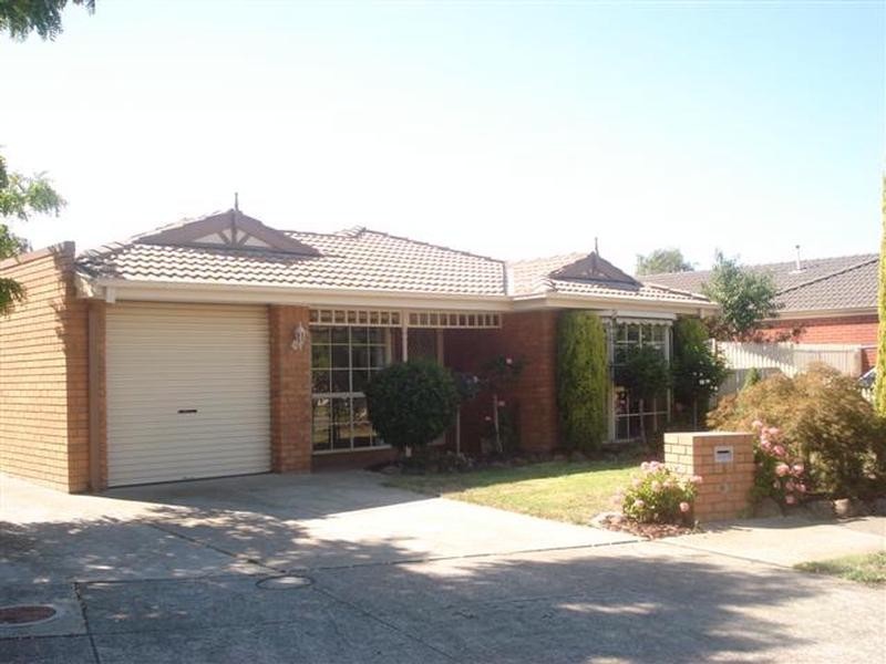 6 Roslyn Way, Whittlesea VIC 3757