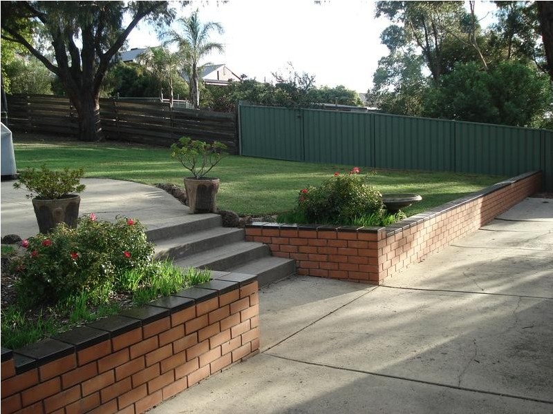 43 Hut Street, Whittlesea VIC 3757