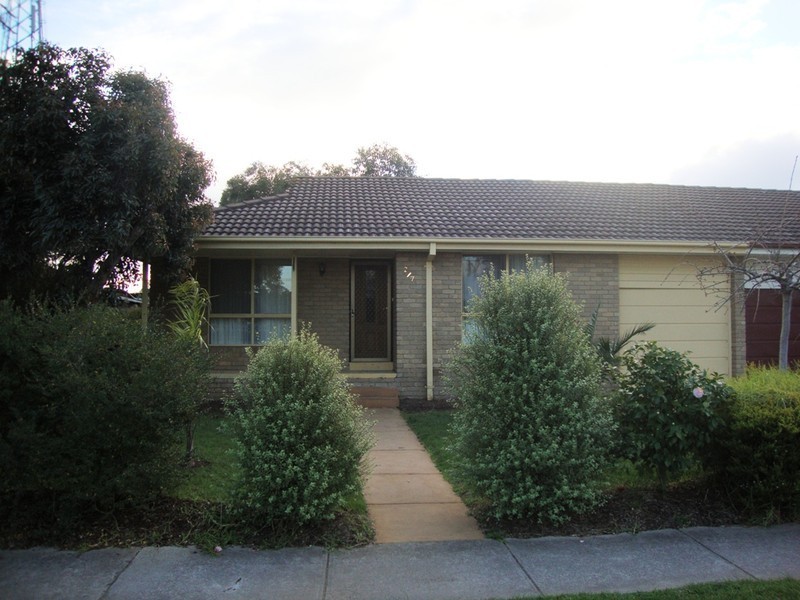 2/7 Forest Street, Whittlesea VIC 3757