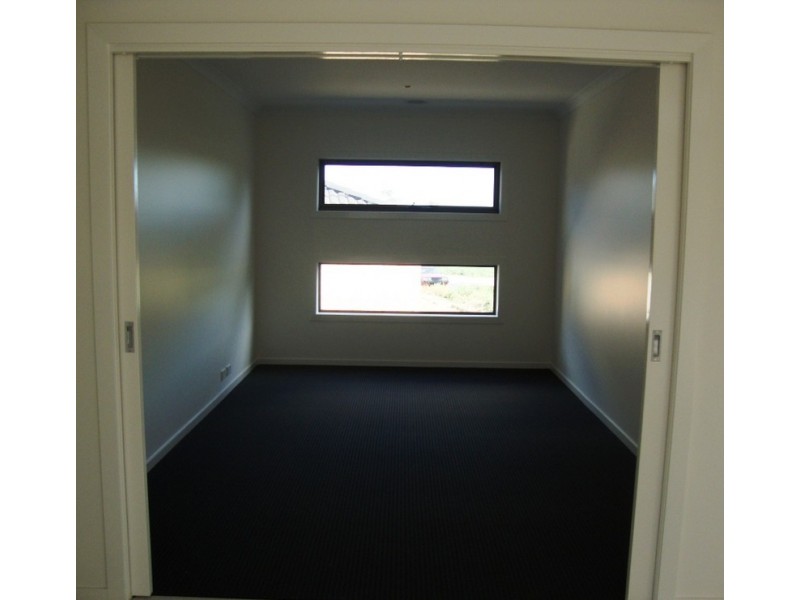 12 Pimpinella Pass, Mernda VIC 3754