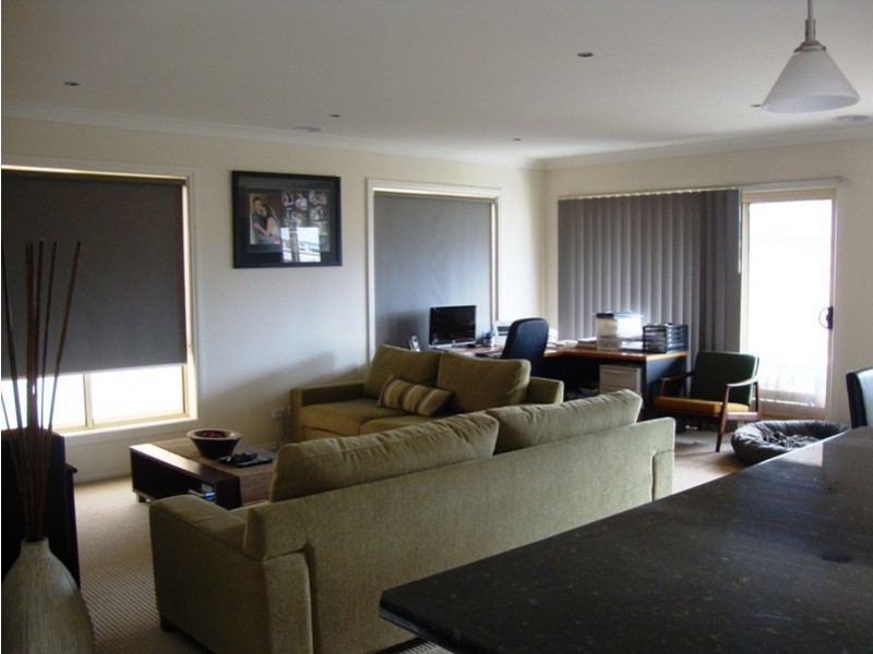 12 Ovens Circuit, Whittlesea VIC 3757