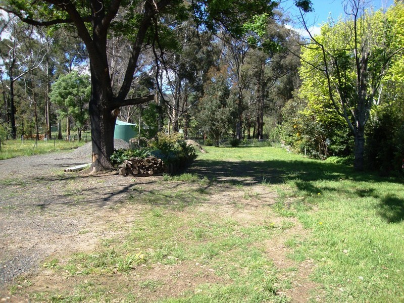 15 Riverside Crescent, Flowerdale VIC 3717