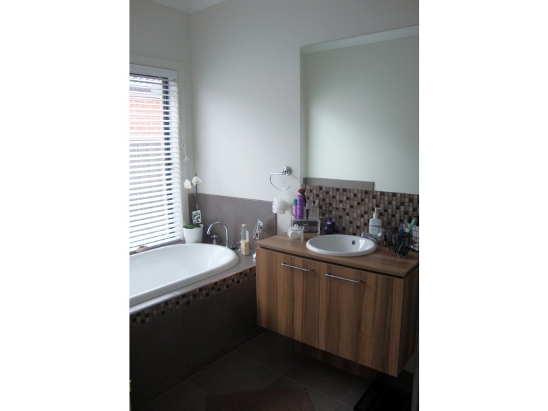 118 Mernda Village Drive, Mernda VIC 3754