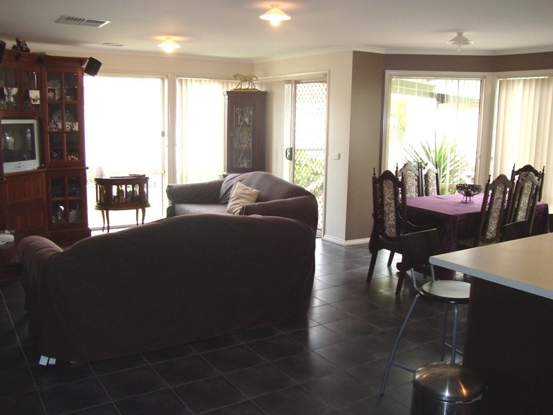 59 Oakbank Boulevard, Whittlesea VIC 3757