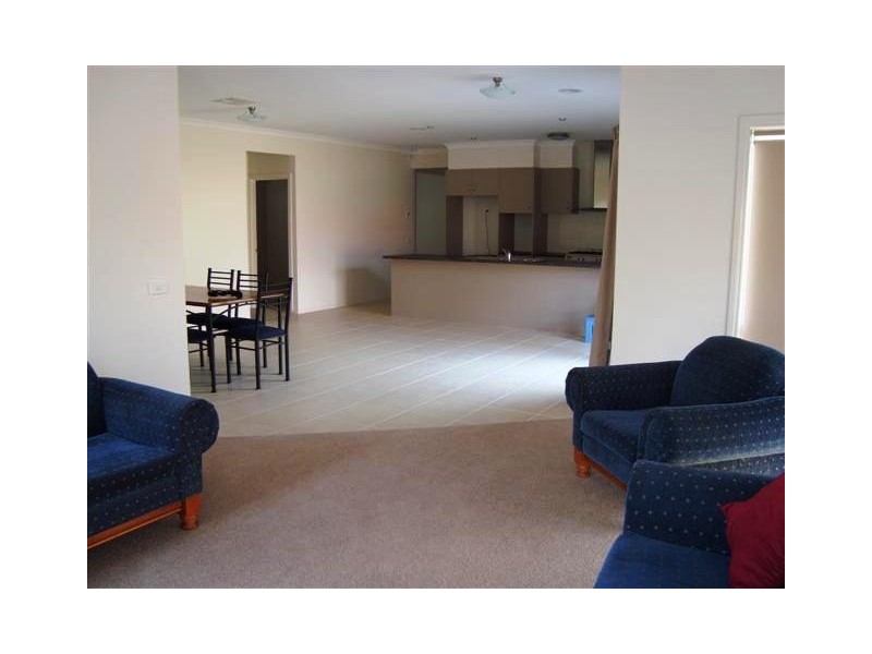 11 Osland Court, Whittlesea VIC 3757