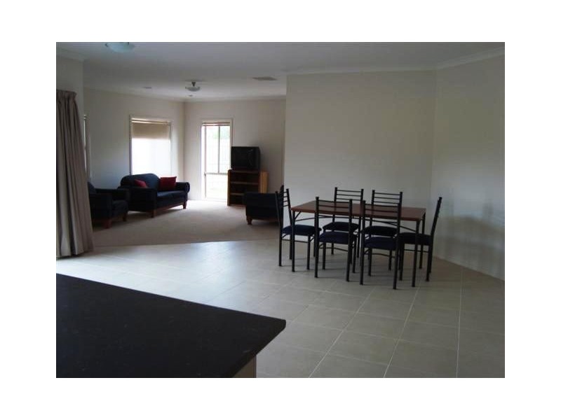 11 Osland Court, Whittlesea VIC 3757