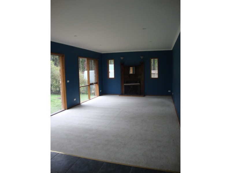 140 Edenvale Crescent, Kinglake West VIC 3757