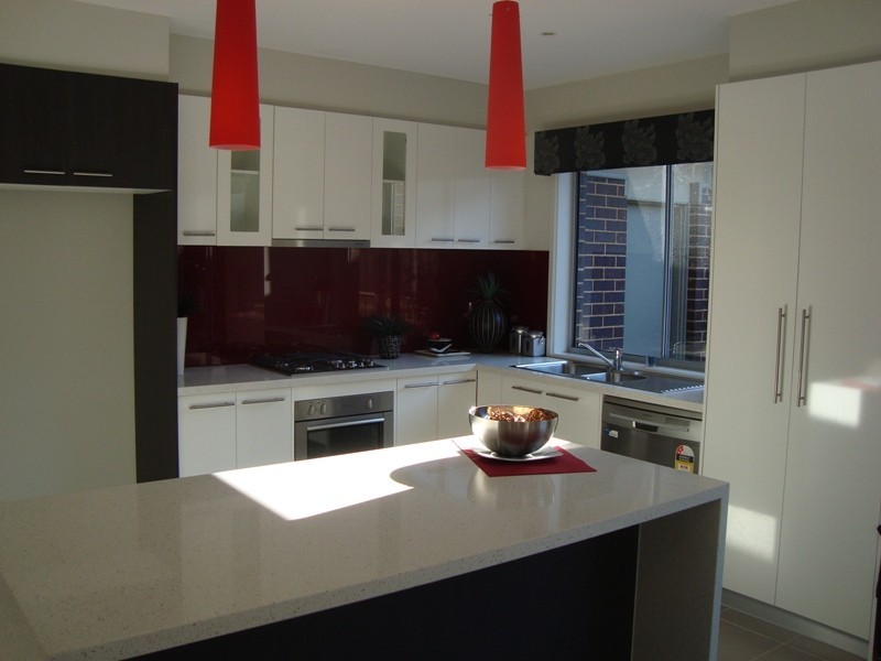 4 Montrose Drive, Doreen VIC 3754