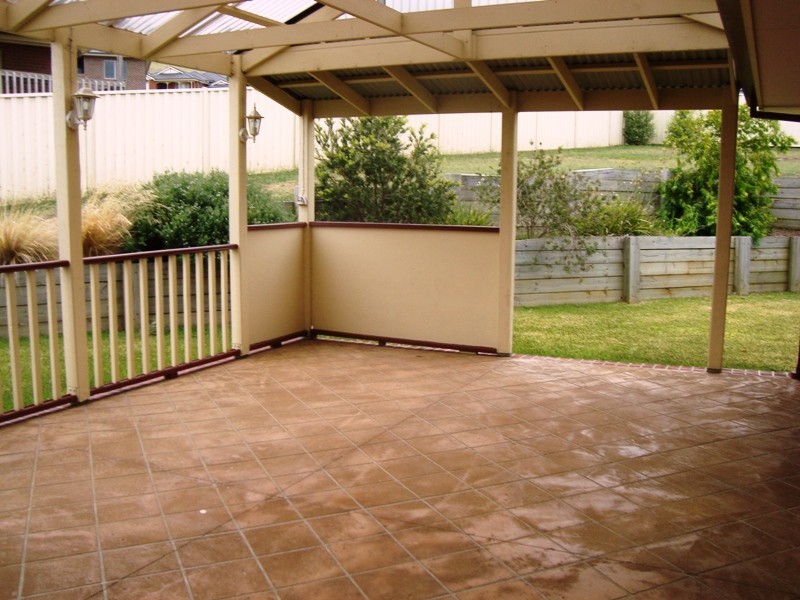 8 Curlew Drive, Whittlesea VIC 3757