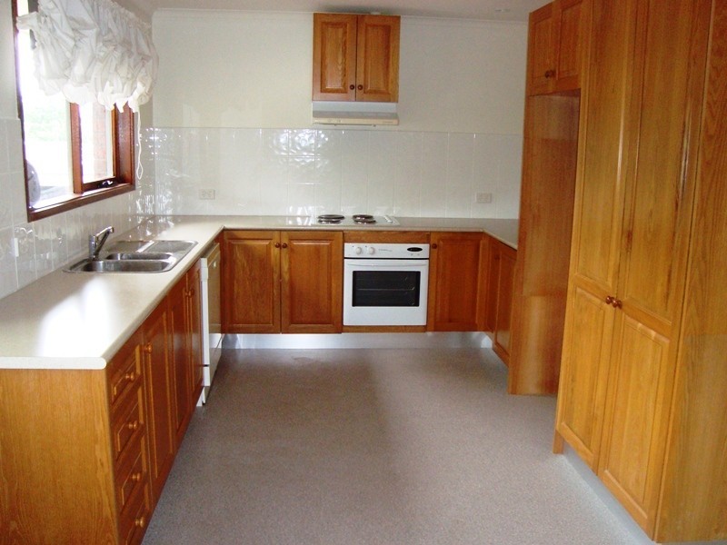 2 Wyntour Street, Whittlesea VIC 3757