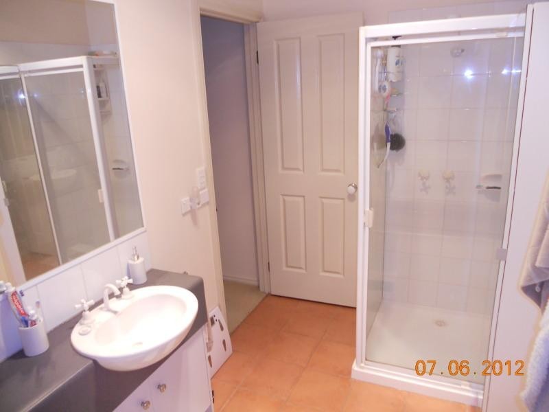 2 Heathwood Close, Craigieburn VIC 3064