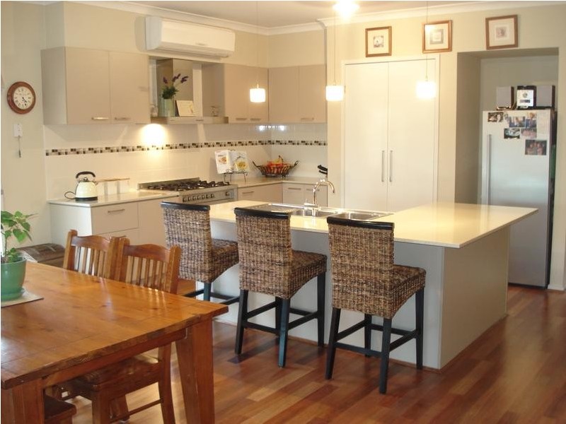 18 Campaspe Drive, Whittlesea VIC 3757