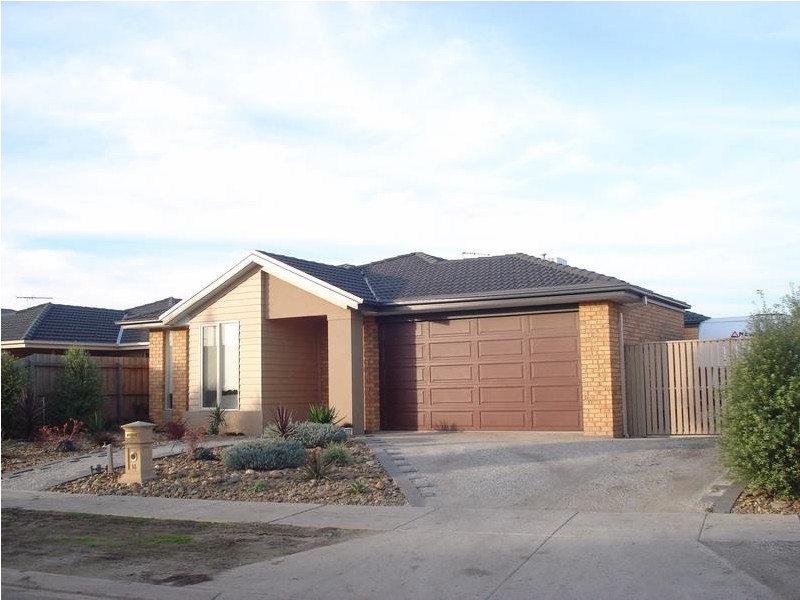 18 Campaspe Drive, Whittlesea VIC 3757