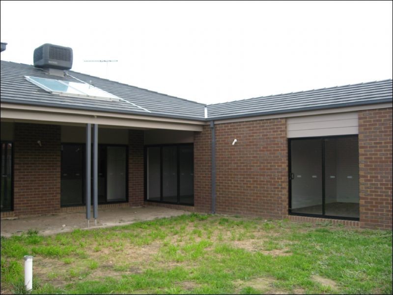 8 Kiewa Court, Whittlesea VIC 3757