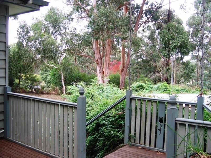 261 Kinglake-Glenburn Road, Kinglake VIC 3763