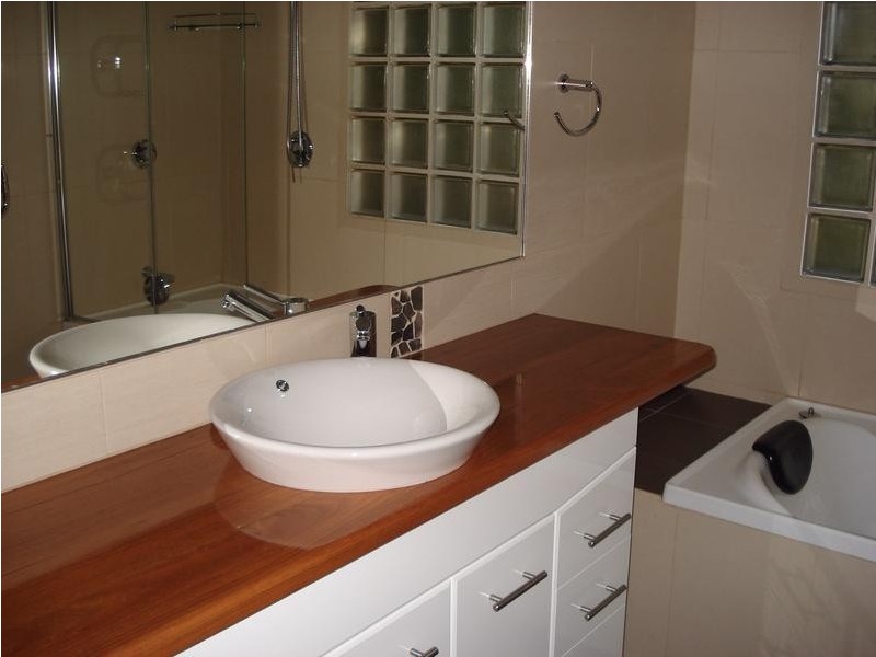 261 Kinglake-Glenburn Road, Kinglake VIC 3763