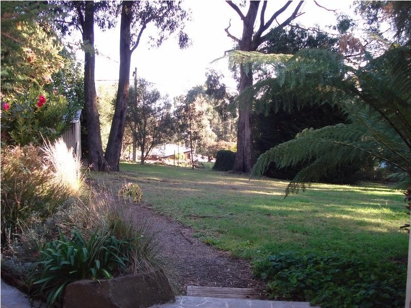 261 Kinglake-Glenburn Road, Kinglake VIC 3763