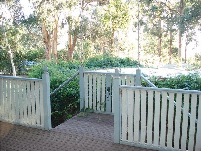 261 Kinglake-Glenburn Road, Kinglake VIC 3763