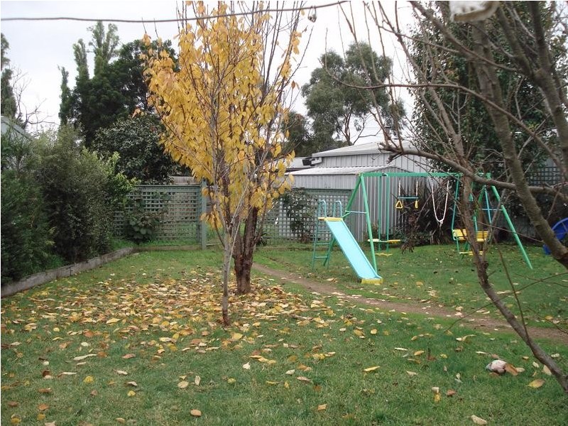 3 Coustley Close,, Wallan VIC 3756