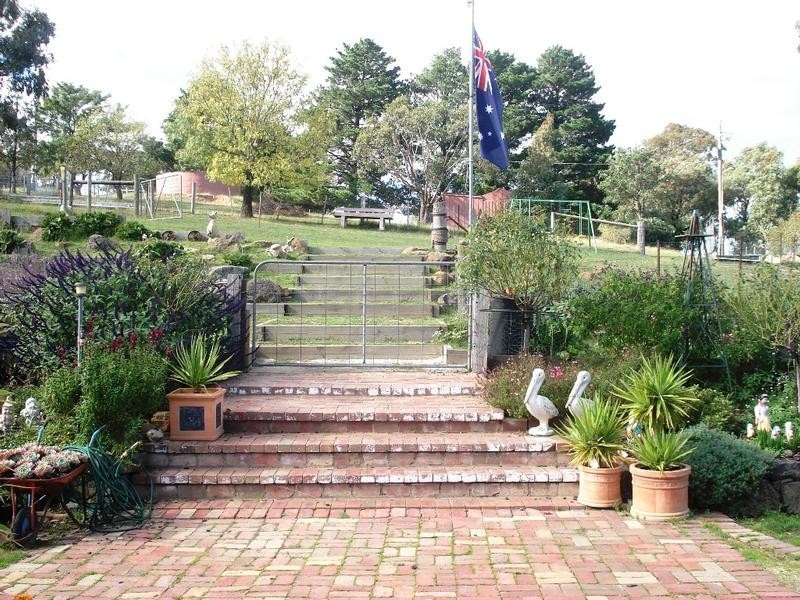 40 Eleventh Avenue, Eden Park VIC 3757