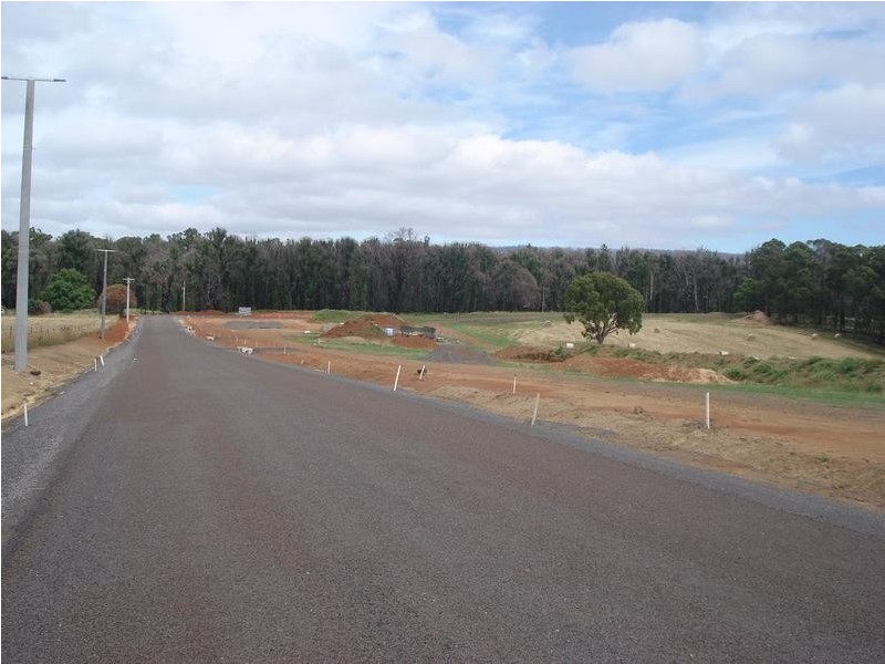 LOT 2 /1418  Whittlesea-Yea Road, Kinglake West VIC 3757