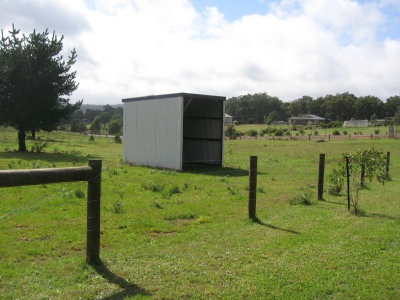 110 Wallaby Way, Kinglake West VIC 3757