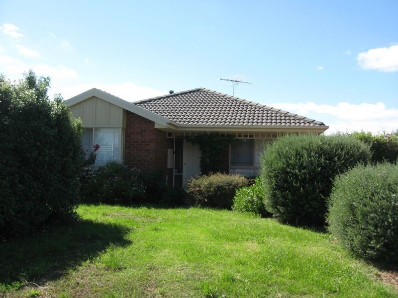 26 Oakbank Boulevard, Whittlesea VIC 3757