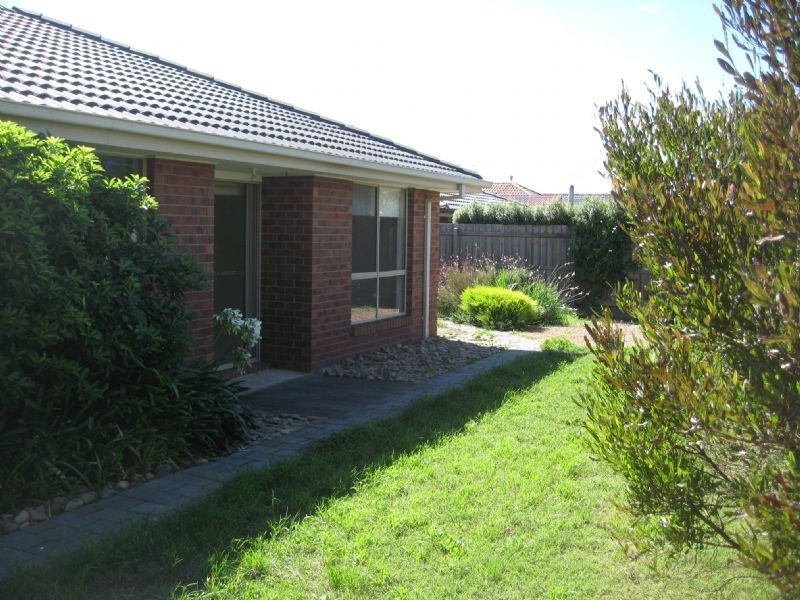 26 Oakbank Boulevard, Whittlesea VIC 3757