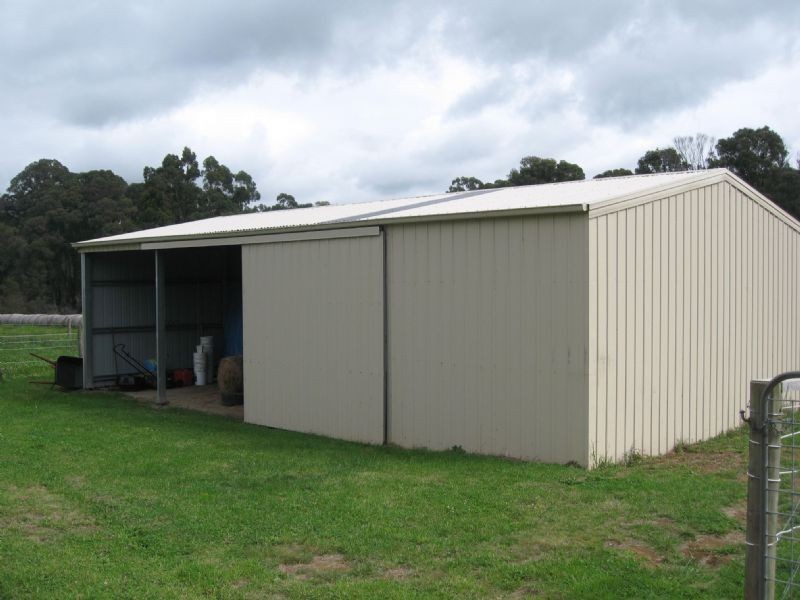 21 Amlyn Court, Kinglake West VIC 3757