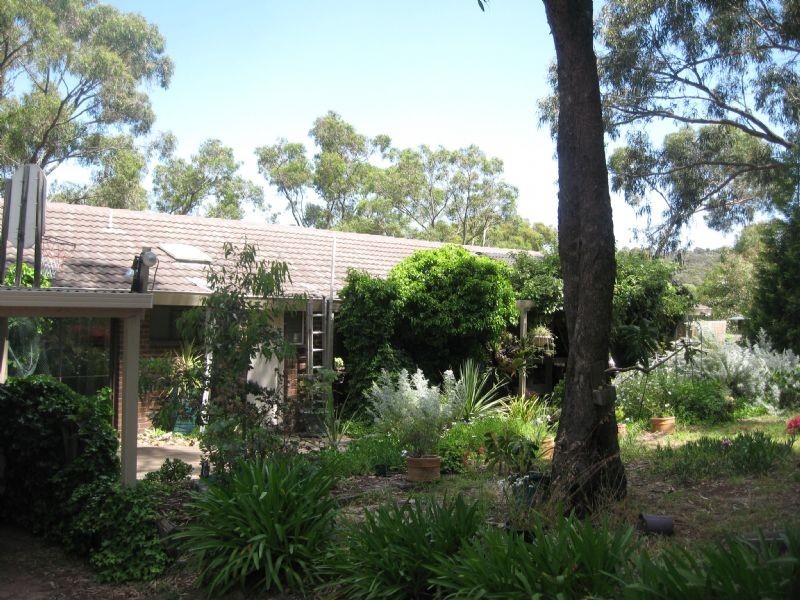 5 Sixteenth Avenue, Eden Park VIC 3757