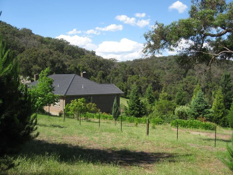 100 Seventeenth Avenue, Whittlesea VIC 3757
