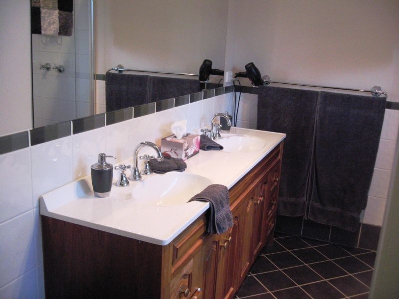 195 Fifth Avenue, Eden Park VIC 3757