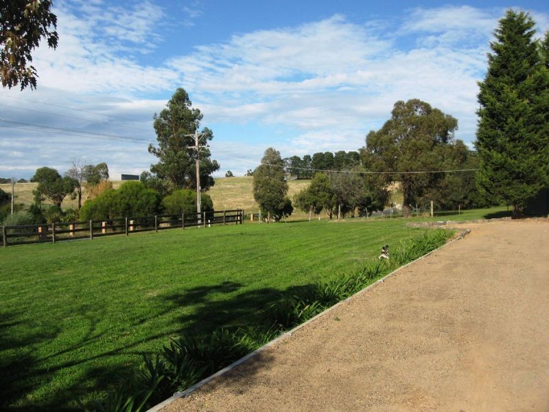 195 Fifth Avenue, Eden Park VIC 3757